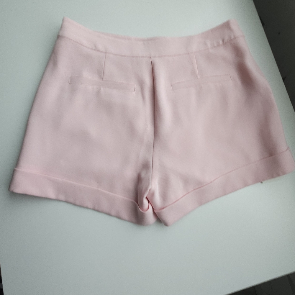 Cinq A Sept Elaine Baby Pink Crepe Cuffed Lined Shorts - Picture 9 of 15